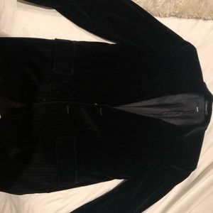 Slim fit velvet blazer